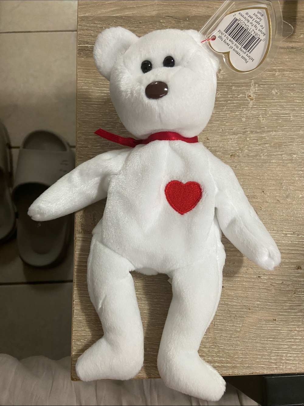 Ty Beanie Baby Valentino - MWMT (Bear 1993 PE pellets)